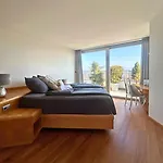 Terassenwohnung Naehe Salzburg, Ausblick Апартаменты Фрайлассинг
