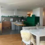 Terassenwohnung Naehe Salzburg, Ausblick Апартаменты Фрайлассинг