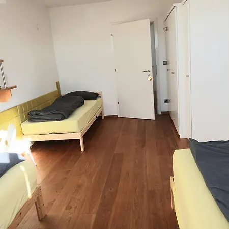 Terassenwohnung Naehe Salzburg, Ausblick Апартаменты