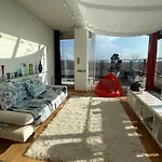 Terassenwohnung Naehe Salzburg, Ausblick Apartamento Freilassing