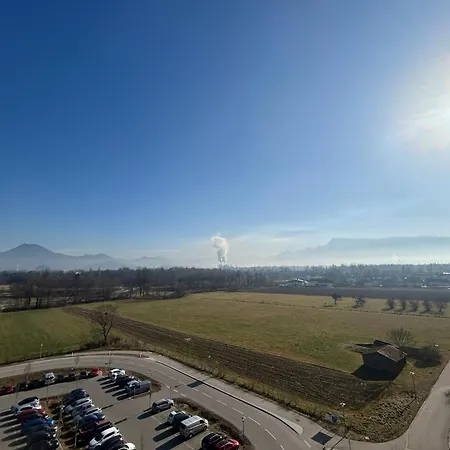 Terassenwohnung Naehe Salzburg, Ausblick * Freilassing
