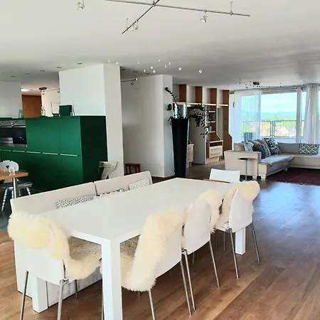 Terassenwohnung Naehe Salzburg, Ausblick *